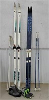 2 sets skis with boots