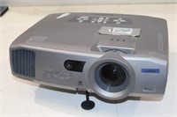 EPSON POWER LITE 7900P LCD PROJECTOR