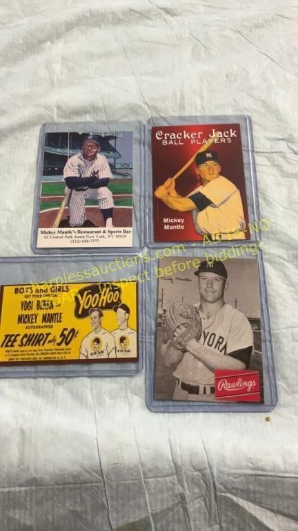 4 Mickey Mantle Baseball Cards