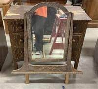 Wooden dresser w/ mirror 18.5x38x34.5