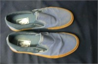 PAIR OF VANS SLIP ON SHOES SIZE 8.5 WOMENS