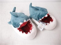 Cat & Jack Shark Slippers, Kids S (13/1)