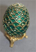 EMERALD COLORED EGG WITH STAND