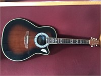 OVATION CEELEBRITY GUITAR