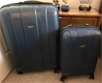 X - 2 PIECES OF LUGGAGE (A32)