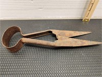 Vintage sheep shears