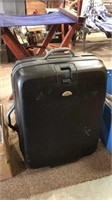 Samsonite hardshell suitcase on wheels 27 x 18