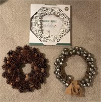 Christmas wreath grouping