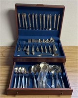 Oneida Silverplate flatware Service