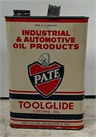Pate oil can from Milwaukee Wisconsin