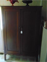 Antique oak pantry/wardrobe cabinet