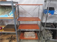 Wire & Wood Shelf Unit