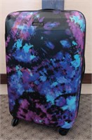 American Tourister Hard Shell Rolling Suit Case