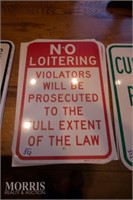 No loitering signs