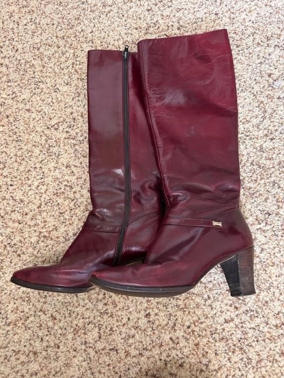 Ferragamo Vintage Boots - Size 6 1/2