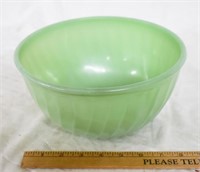 VINTAGE FIRE KING SWIRL 9" JADEITE BOWL