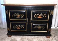 Cabinet with Transfer Pattern Door