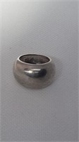 Sterling ring sz 5 marked 925