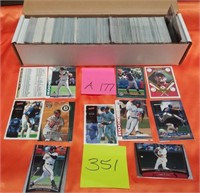 351 - BOX OF MIXED BASEBALL TRADING CARDS (A177)