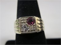 14K Gold Diamond & Ruby Ring Size 9 Diamond Does