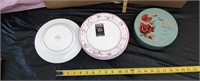 Vintage plates & tin can Gardenroom Waverly