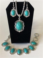 Turquoise and Silver set-