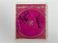 Autograph COA Avril Lavigne CD