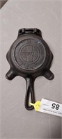 Griswold Erie 570 Cast Iron Ashtray