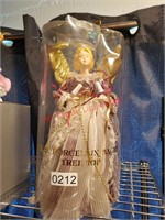 Angel Tree Topper (Hallway)