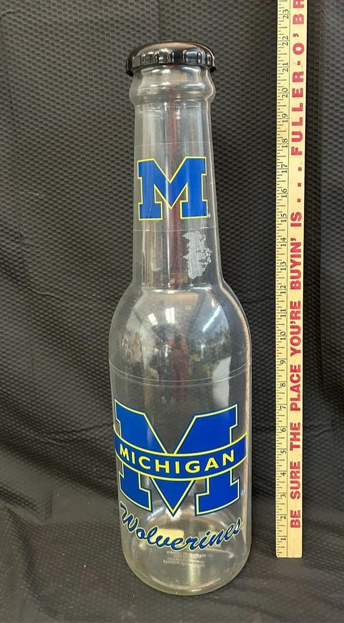 Plastic U of M Coin Bank