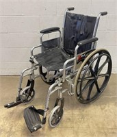 Everest & Jennings Vista IC Wheelchair