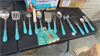 Pioneer woman  utensils