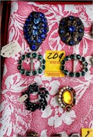 (6) Costume Jewelry Broaches