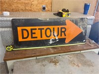 Detour- Road Sign