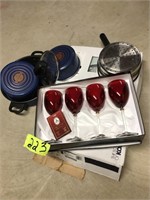 RED WINE GLASSES, POT & PANS