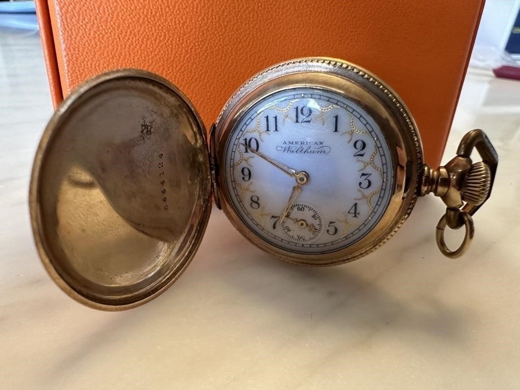 ANTIQUE AMERICAN WALTHAM POCKET WATCH TICKS NOTE