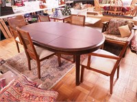 Oval mid-century five-piece dining set: 52"