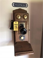 Oak Crank Telephone