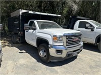 2018 GMC 3500 Landscape Truck