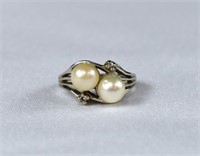 14kt Gold Pearl & Diamond Lady's Ring