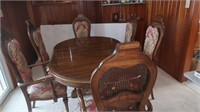 Pedestal Dining Wood Table w/6 Chairs/Center Leaf