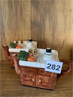 TWO TEAPOTS KITCHEN SCENE