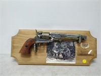 Replica colt 1851 navy revolver on plaque