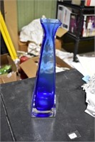 blue crystal vase