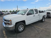 2016 CHEVROLET SILVERADO 1500 LS 4 WHEEL DRIVE.