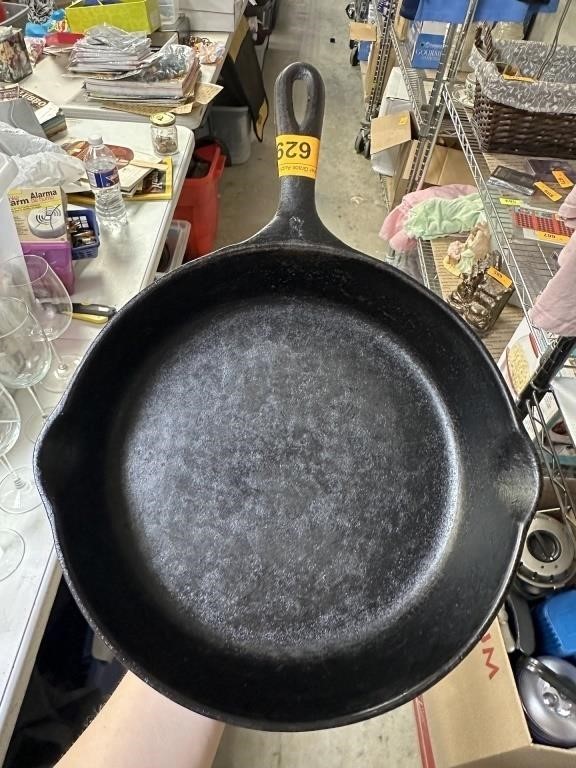 WAGNER WARE O NO 8 CAST IRON SKILLET 1058S