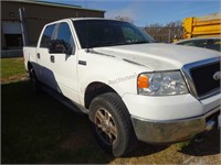 2005 Ford F150 4-Door Pickup Truck-Title