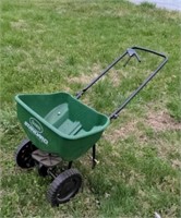 Scotts Standard Yard Seeder