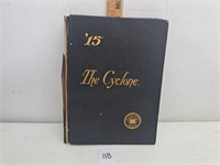 1915 Grinnell College Yearbook