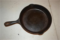 Unmarked Cast Iron Skillet with Heat Ring